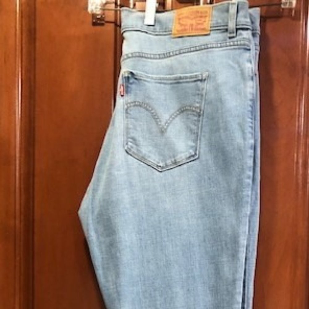 Levis Classic Jeans